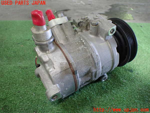 1UPJ-9234156025]ベンツ CLA180 C117(117342)エアコンコンプレッサー 中古_4