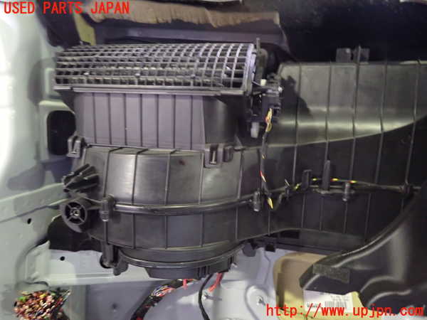 1UPJ-9234156081]ベンツ CLA180 C117(117342)エバポレーター1 中古_3