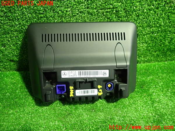 1UPJ-9234156629]ベンツ CLA180 C117(117342)モニター 中古_3