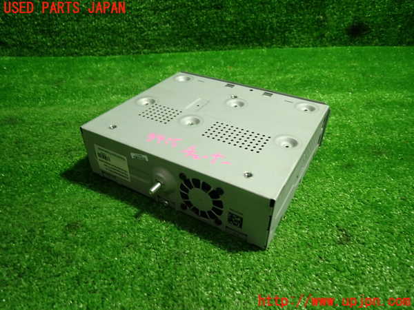 1UPJ-9234156660]ベンツ CLA180 C117(117342)TVチューナー 中古_4