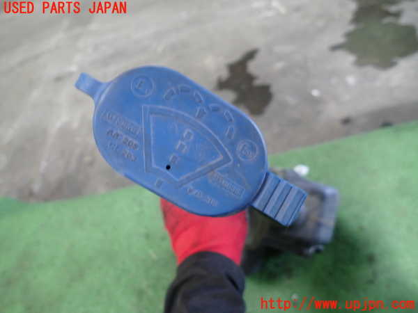 1UPJ-9234156791]ベンツ CLA180 C117(117342)ウォッシャータンク1 中古_2