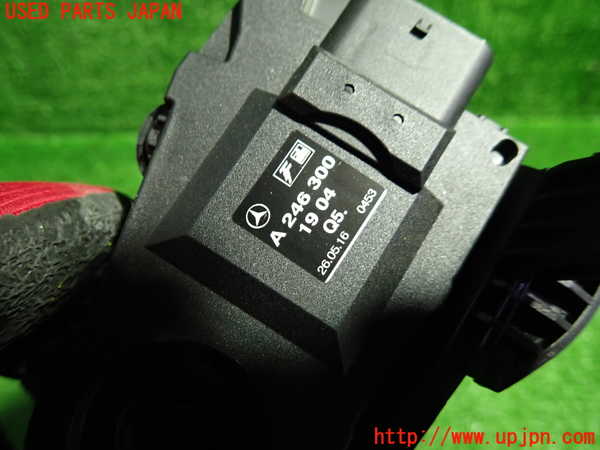 1UPJ-9234156381]ベンツ CLA180 C117(117342)センサー1 中古_2