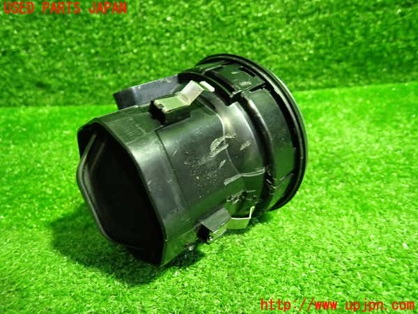 1UPJ-9234157526]ベンツ CLA180 C117(117342)エアコン吹き出し口1 中古_2
