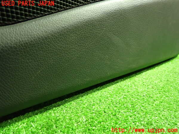 1UPJ-9234151234]ベンツ CLA180 C117(117342)右前ドア内張り 中古_3