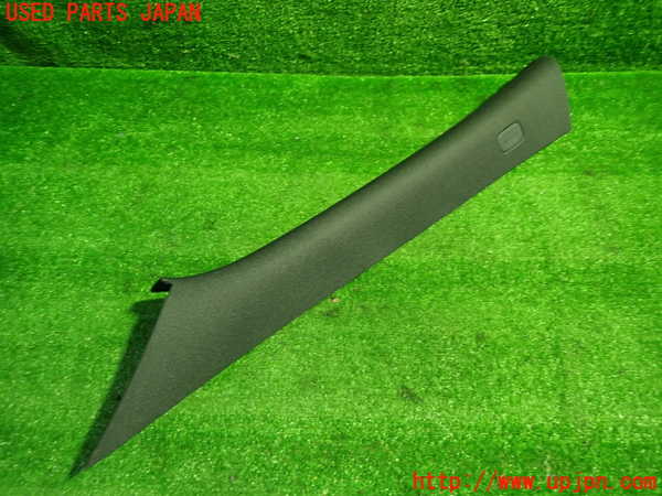 1UPJ-9234157660]ベンツ CLA180 C117(117342)左フロントピラートリム 中古_2