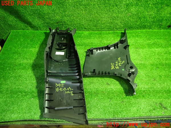 1UPJ-9234157665]ベンツ CLA180 C117(117342)右センターピラートリム 中古_3