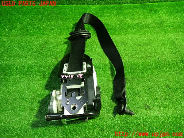 1UPJ-9234157045]ベンツ CLA180 C117(117342)運転席シートベルト 中古_3