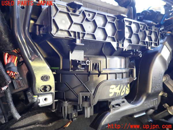 1UPJ-9234166081]アウディ・TT クーペ(FVCHH)エバポレーター1 中古_3