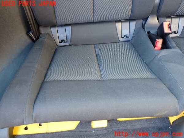 1UPJ-9234167385]アウディ・TT クーペ(FVCHH)リアシート 中古_3