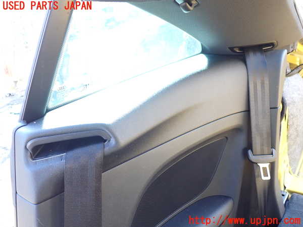 1UPJ-9234167675]アウディ・TT クーペ(FVCHH)右リアピラートリム 中古_2
