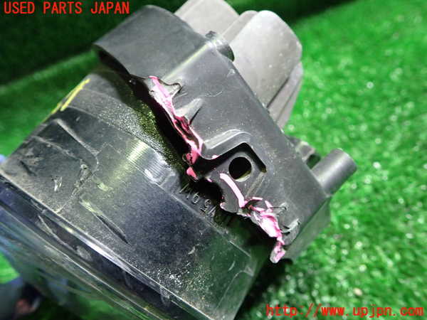 1UPJ-9234171182]ハリアー(ZSU60W)左フォグ 中古_3