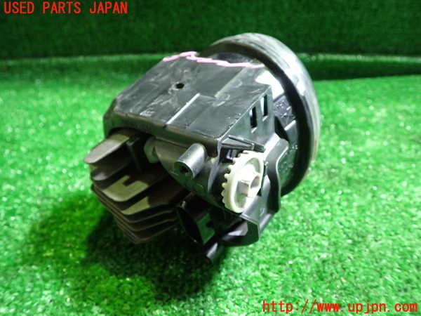 1UPJ-9234171182]ハリアー(ZSU60W)左フォグ 中古_5
