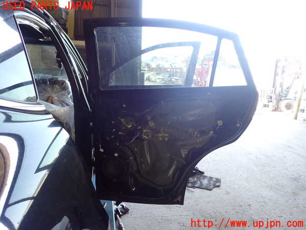1UPJ-9234171290]ハリアー(ZSU60W)右後ドア 中古_5