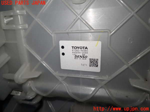 1UPJ-9234176081]ハリアー(ZSU60W)エバポレーター1 中古_2