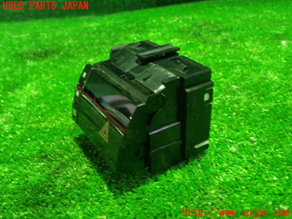 1UPJ-9234177850]ハリアー(ZSU60W)時計 中古_2