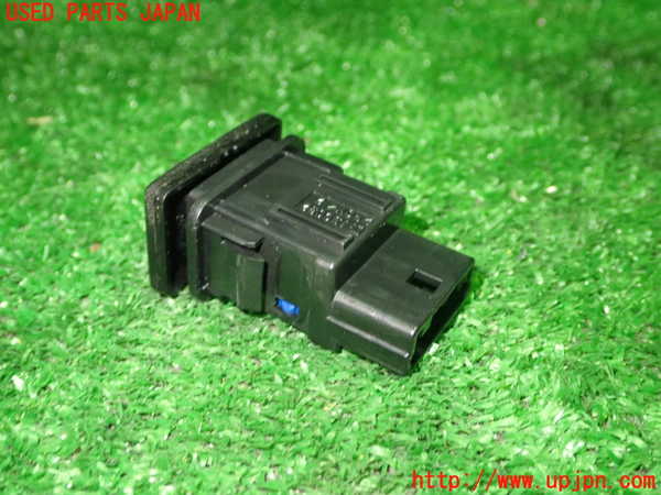 1UPJ-9234176306]ハリアー(ZSU60W)スイッチ1 中古_3