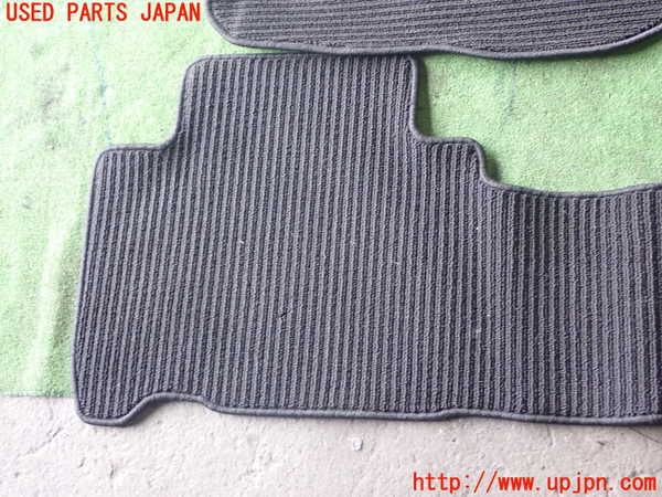 1UPJ-9234177800]ハリアー(ZSU60W)フロアマット 中古_5