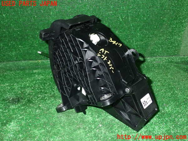 1UPJ-9234177555]ハリアー(ZSU60W)ATシフトレバー 中古_2