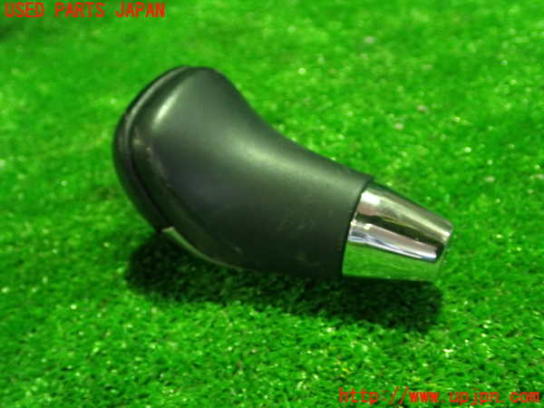 1UPJ-9234177570]ハリアー(ZSU60W)シフトノブ 中古_2