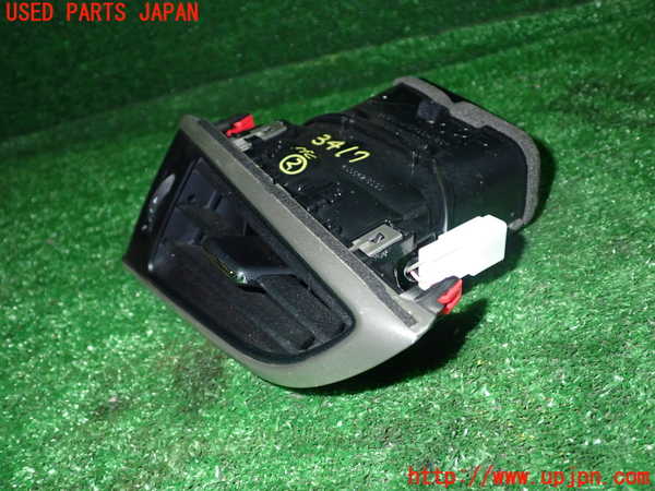 1UPJ-9234177527]ハリアー(ZSU60W)エアコン吹き出し口2 中古_2