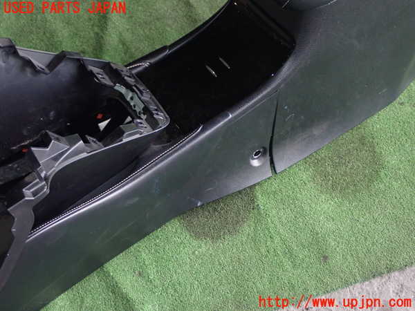 1UPJ-9234177540]ハリアー(ZSU60W)センターコンソール 中古_3