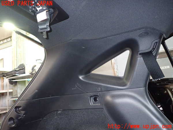 1UPJ-9234177680]ハリアー(ZSU60W)左リアピラートリム 中古_4