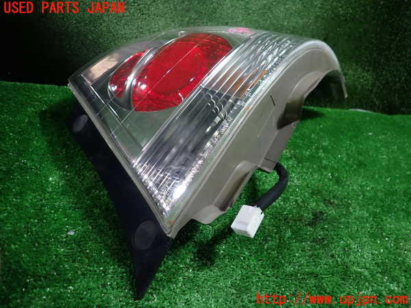 1UPJ-9234181530]アルテッツァ(SXE10)右テールランプ 中古_3