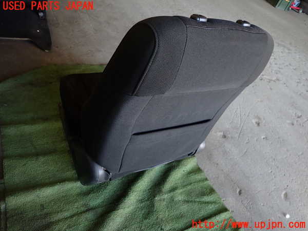 1UPJ-9234187065]アルテッツァ(SXE10)助手席シート 中古_4