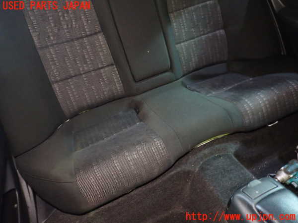 1UPJ-9234187385]アルテッツァ(SXE10)リアシート 中古_3