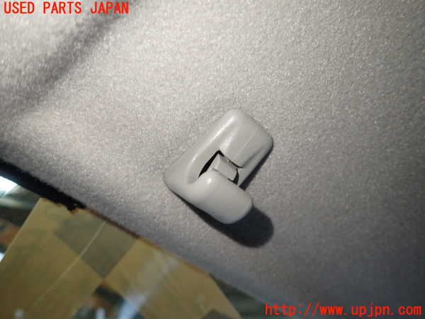 1UPJ-9234187625]アルテッツァ(SXE10)室内サンバイザー右側 中古_4