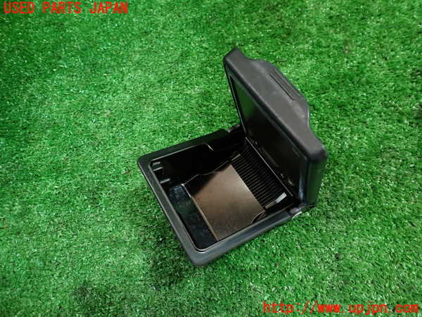 1UPJ-9234187821]アルテッツァ(SXE10)灰皿1 中古_2