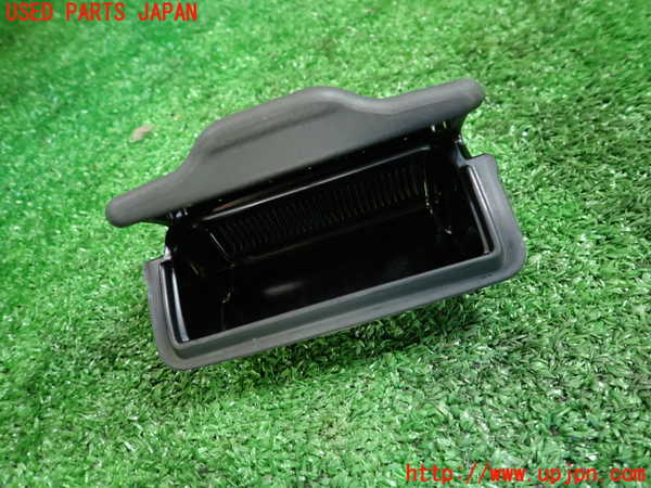 1UPJ-9234187822]アルテッツァ(SXE10)灰皿2 中古_2