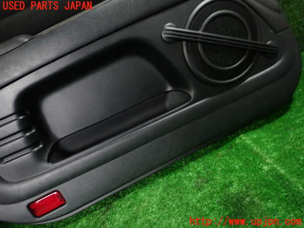 1UPJ-9234181264]アルテッツァ(SXE10)左前ドア内張り 中古_3