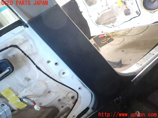 1UPJ-9234187670]アルテッツァ(SXE10)左センターピラートリム 中古_3