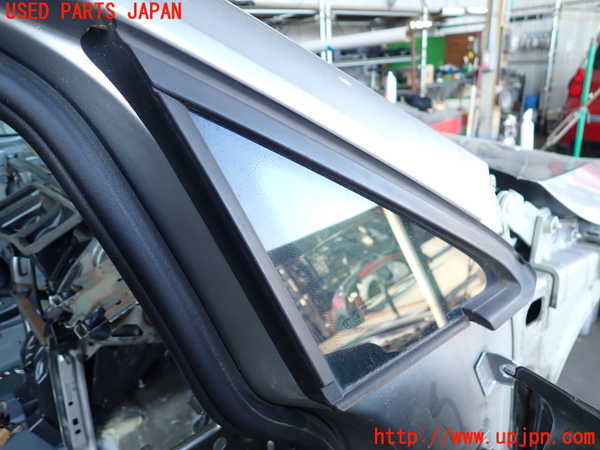 2UPJ-9234191200]VW ゴルフ(AUCJZ)右フロント三角窓ガラス 中古(43R-001565 M5385)_2