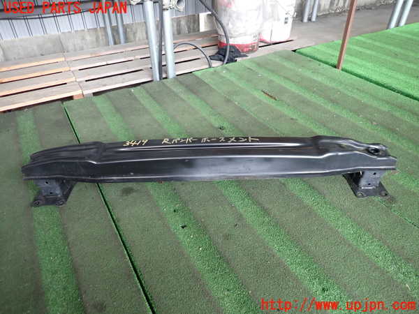 2UPJ-9234191614]VW ゴルフ(AUCJZ)リアバンパーホースメント 中古_4