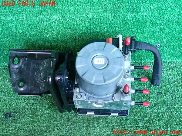 2UPJ-9234194040]VW ゴルフ(AUCJZ)ABSアクチュエーター 中古_2