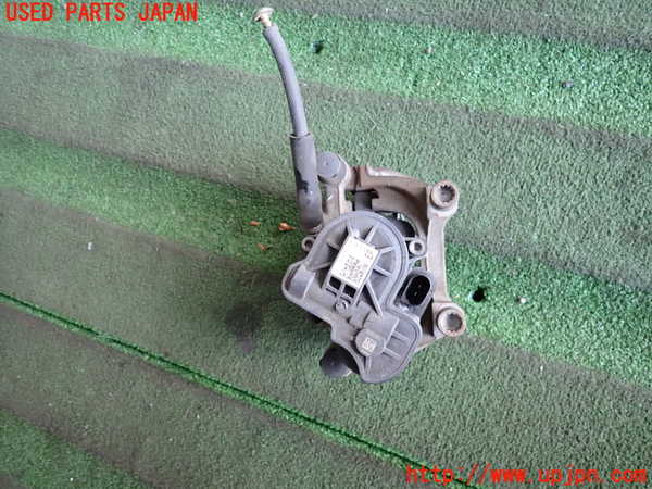 2UPJ-9234194095]VW ゴルフ(AUCJZ)左リアキャリパー 中古_2