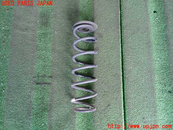2UPJ-9234195105]VW ゴルフ(AUCJZ)左リアスプリング 中古_2