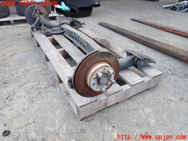 2UPJ-9234195380]VW ゴルフ(AUCJZ)リアアクスルビーム 中古_3