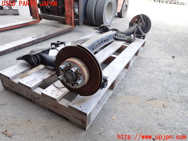 2UPJ-9234195380]VW ゴルフ(AUCJZ)リアアクスルビーム 中古_4