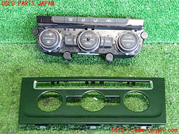 2UPJ-9234196066]VW ゴルフ(AUCJZ)エアコンスイッチ1 中古_2