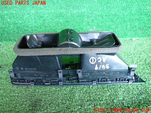2UPJ-9234197526]VW ゴルフ(AUCJZ)エアコン吹き出し口1 (真中) 中古_3