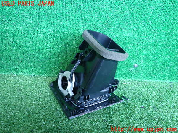 2UPJ-9234197527]VW ゴルフ(AUCJZ)エアコン吹き出し口2 (右) 中古_3