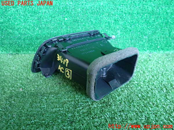 2UPJ-9234197528]VW ゴルフ(AUCJZ)エアコン吹き出し口3 (左) 中古_2