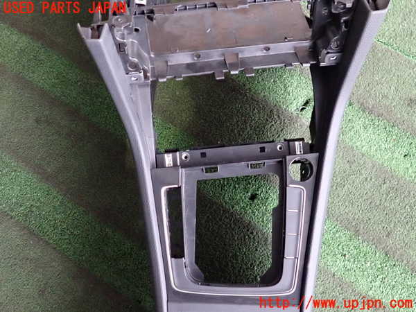 2UPJ-9234197540]VW ゴルフ(AUCJZ)センターコンソール 中古_2