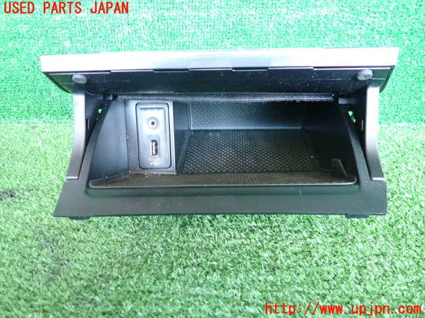2UPJ-9234197842]VW ゴルフ(AUCJZ)小物入れ2 中古_5