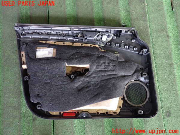 2UPJ-9234191234]VW ゴルフ(AUCJZ)右前ドア内張り 中古_4