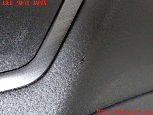 2UPJ-9234191264]VW ゴルフ(AUCJZ)左前ドア内張り 中古_5