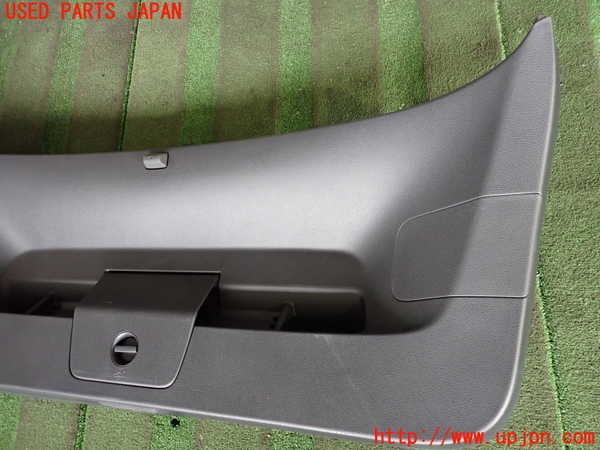 2UPJ-9234191578]VW ゴルフ(AUCJZ)バックドア内張り 中古_3